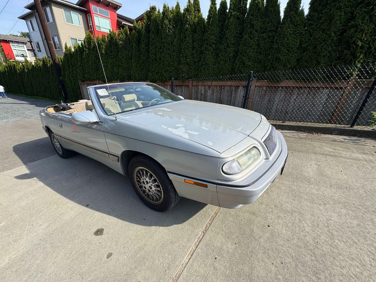Salvage Chrysler Lebaron Image