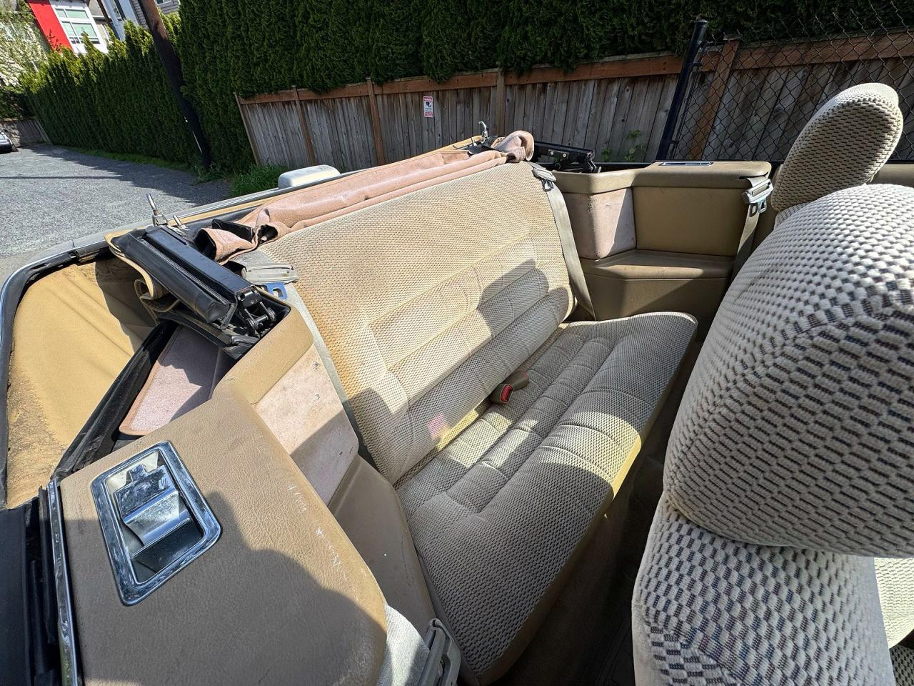 Chrysler Lebaron Base