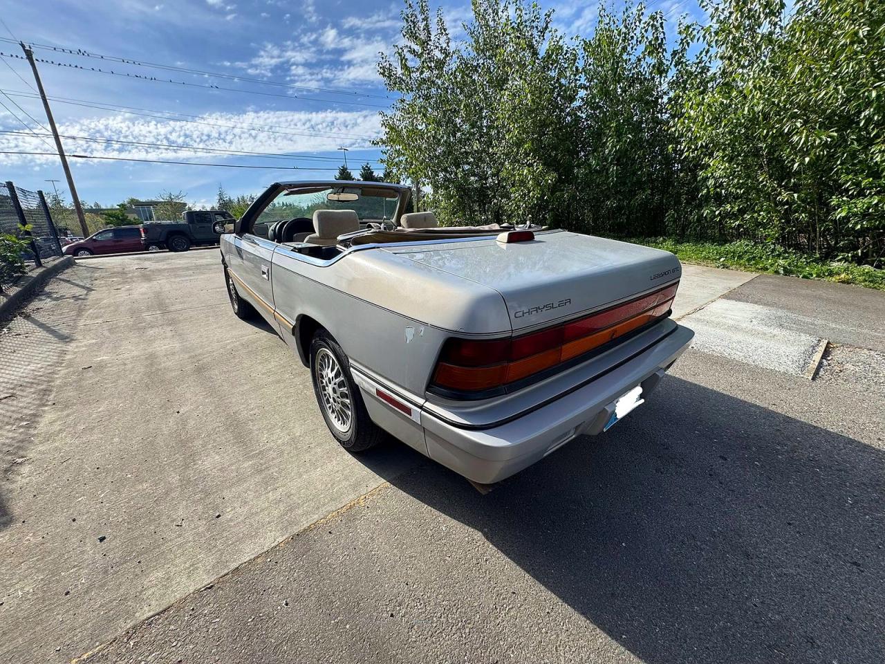 Chrysler Lebaron Base