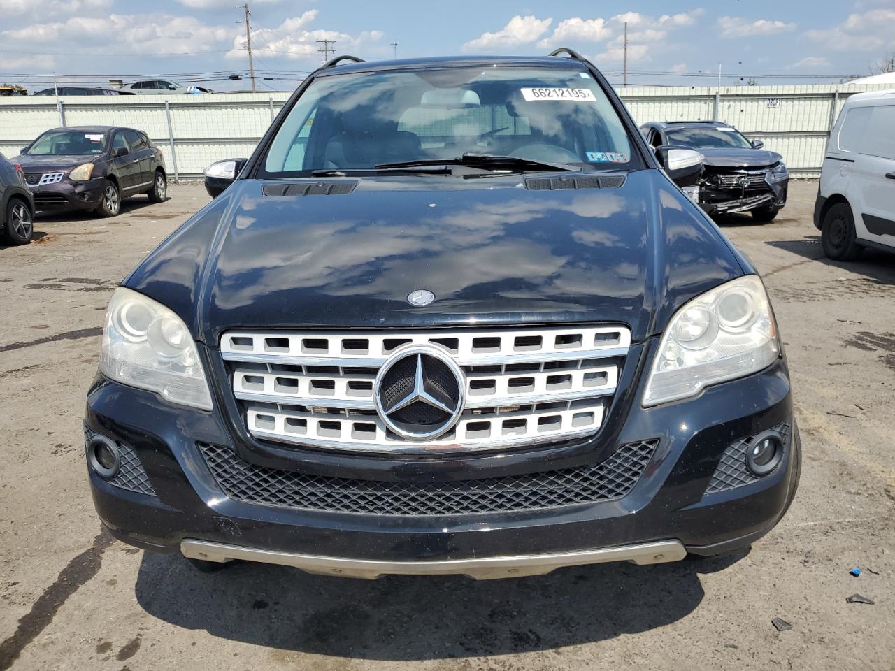 Mercedes-Benz M-Class 350