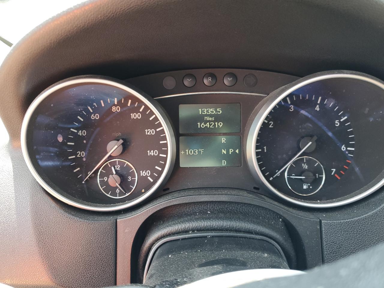 Mercedes-Benz M-Class 350