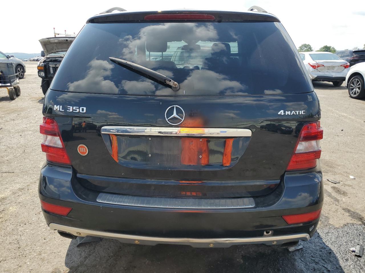 Mercedes-Benz M-Class 350