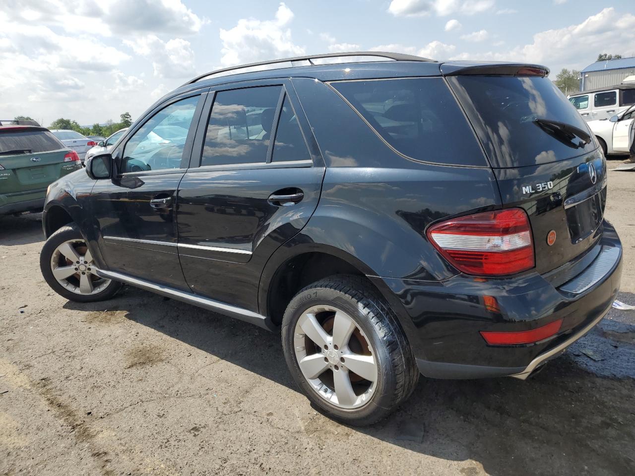 Mercedes-Benz M-Class 350