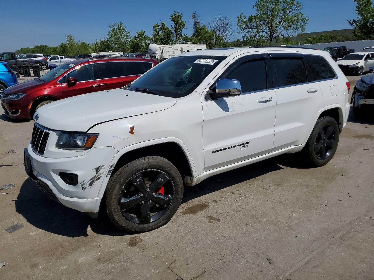 Salvage Jeep Cherokee Image