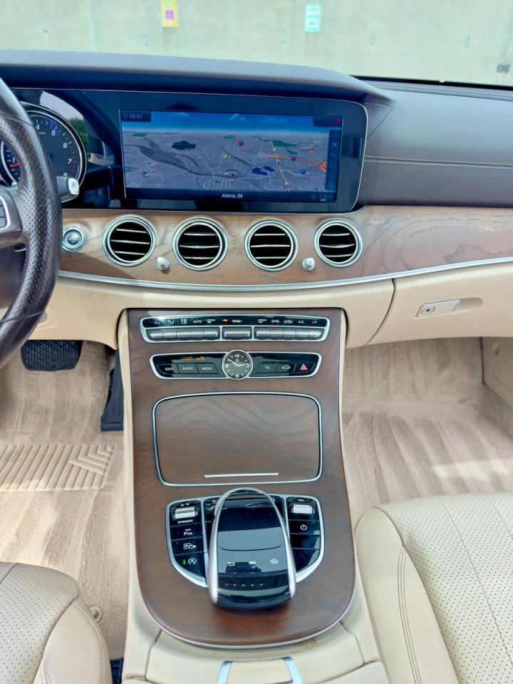Mercedes-Benz E-Class 300