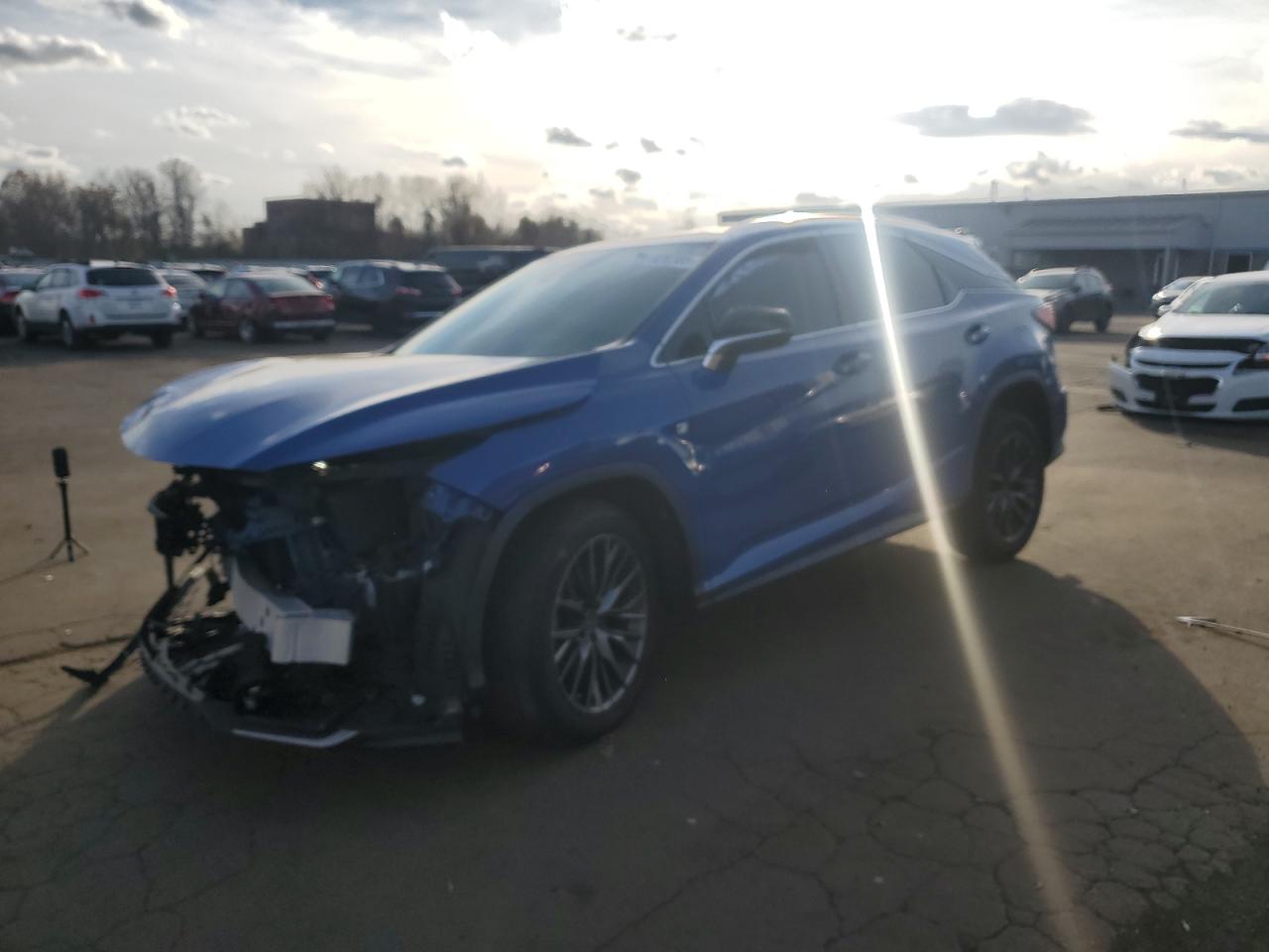 Salvage Lexus RX Image