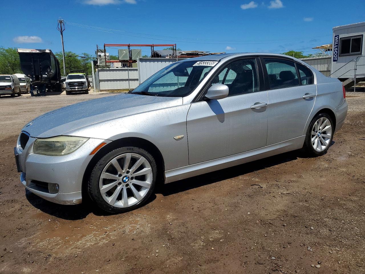 Salvage BMW 3 Series Image