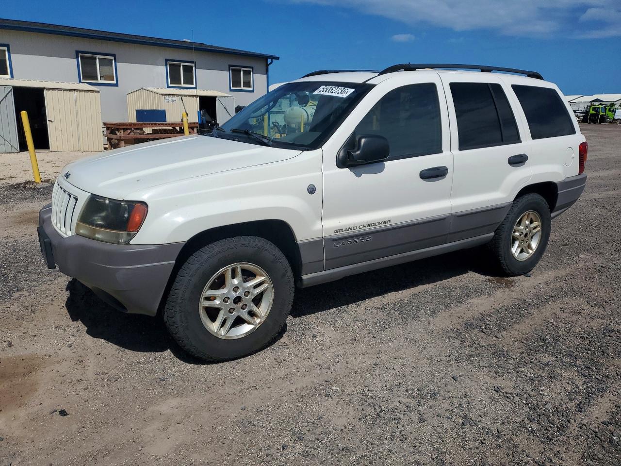 Salvage Jeep Cherokee Image