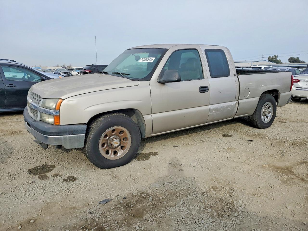 Salvage Chevrolet Silverado Image