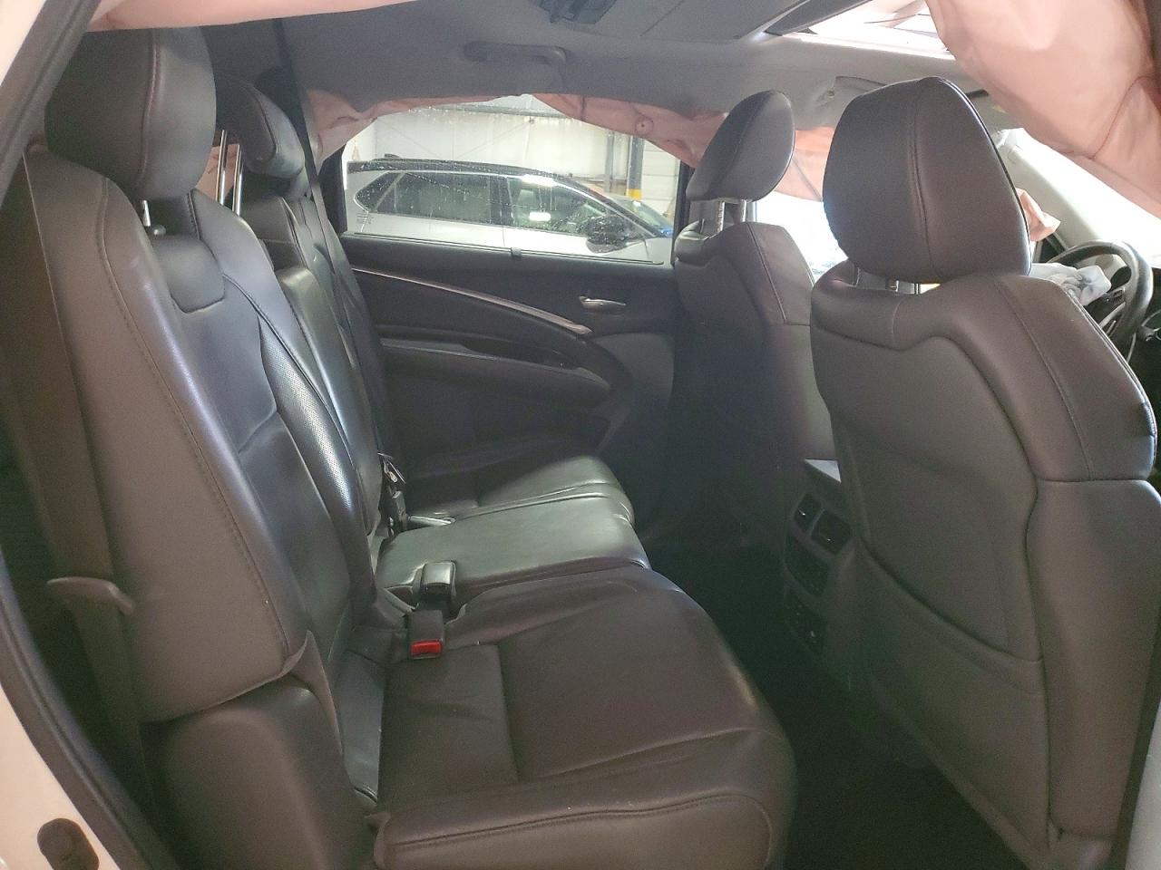 Acura MDX Advance