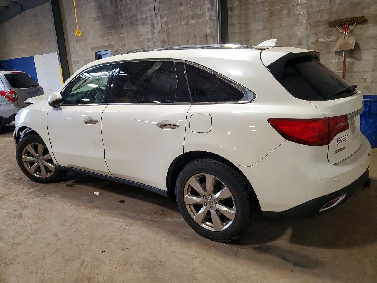 Acura MDX Advance
