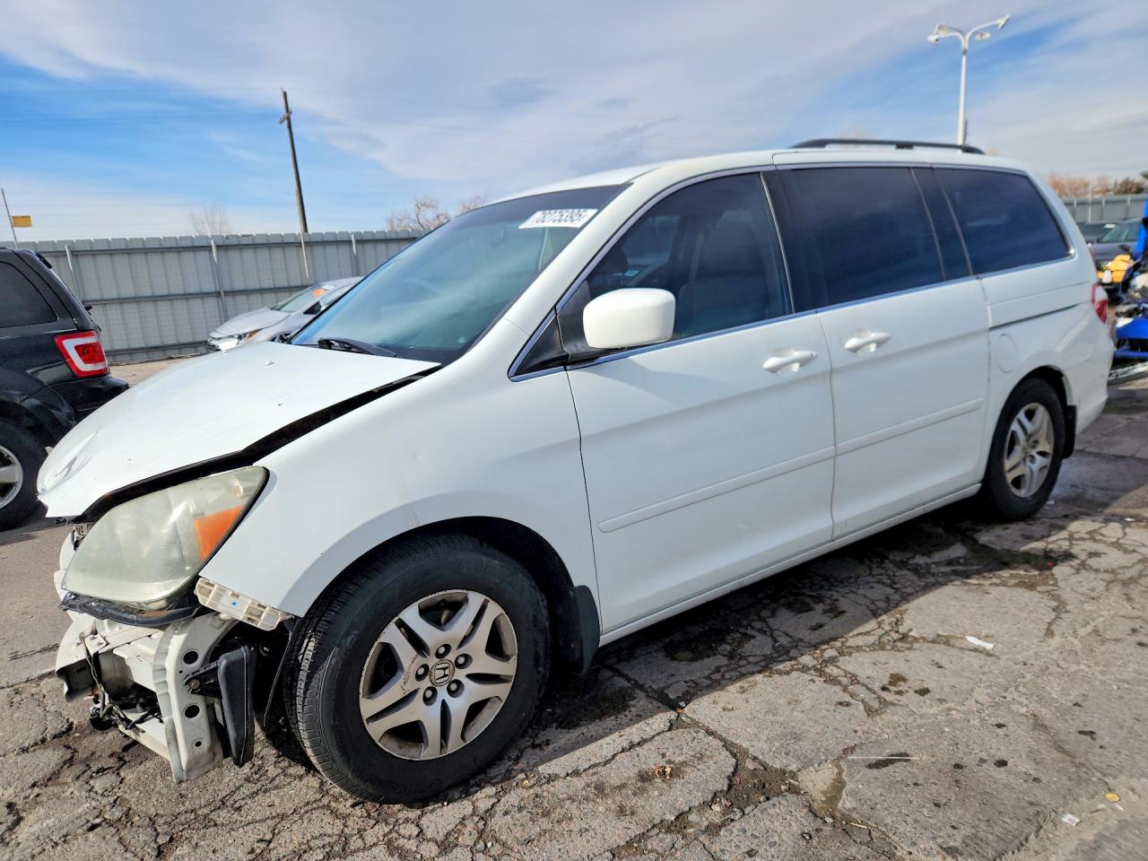 Salvage Honda Odyssey Image