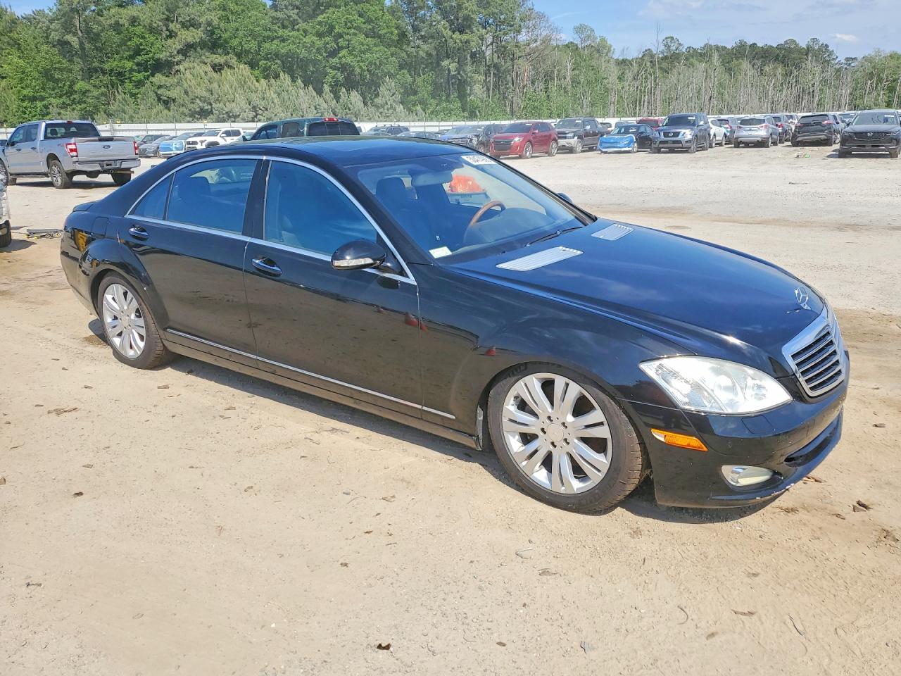 Mercedes-Benz S-Class 550 4matic
