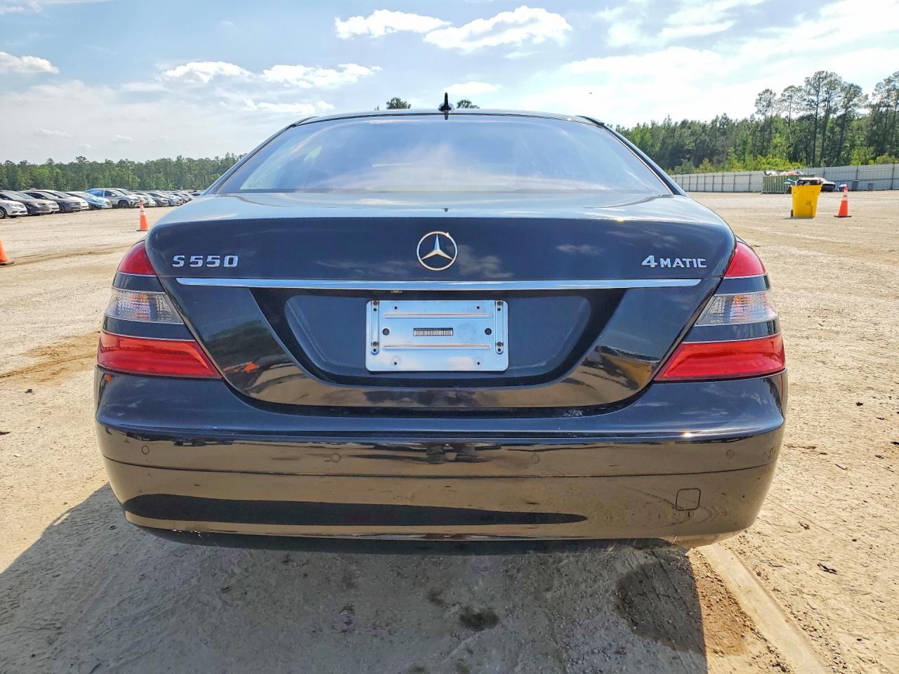 Mercedes-Benz S-Class 550 4matic