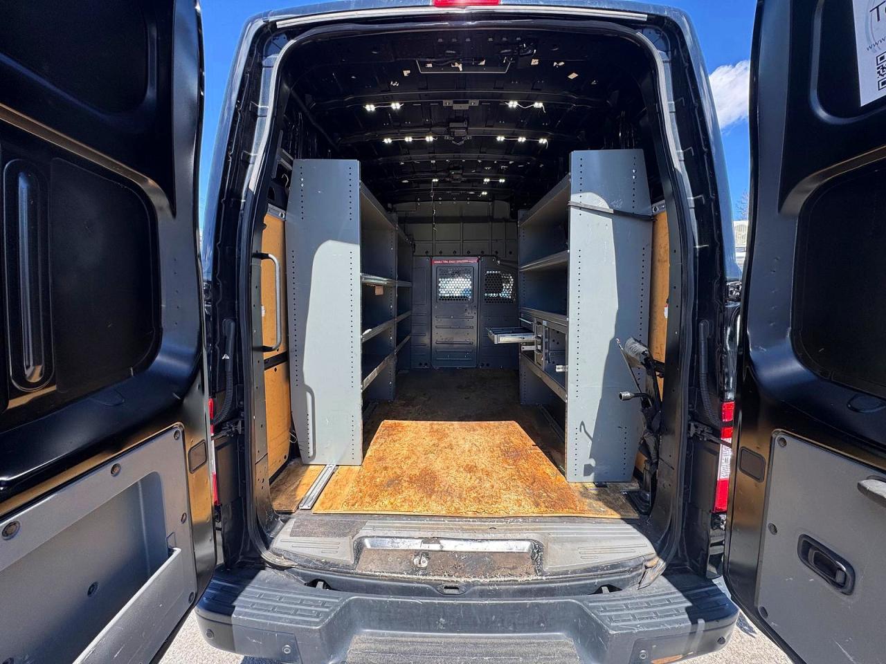 Nissan Nv 2500 Hd Sv