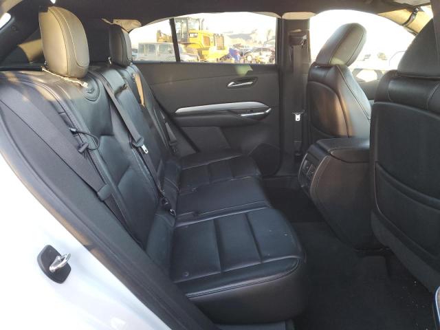 Cadillac XT4 Premium Luxury