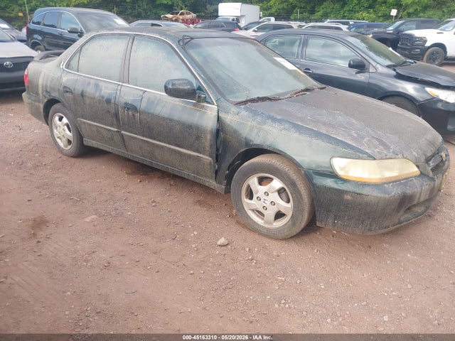 Salvage Honda Accord Image