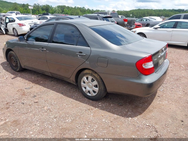 Toyota Camry Le