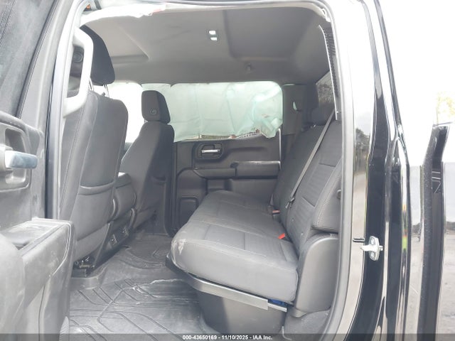 Chevrolet Silverado 1500 2wd  Short Bed Custom