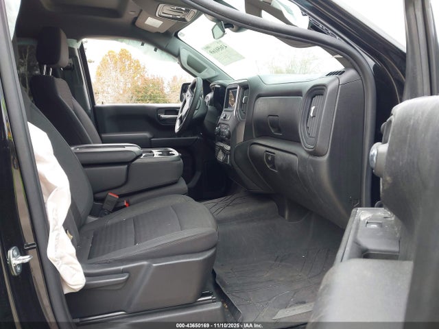 Chevrolet Silverado 1500 2wd  Short Bed Custom