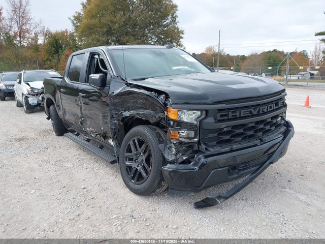 Chevrolet Silverado 1500 2wd  Short Bed Custom