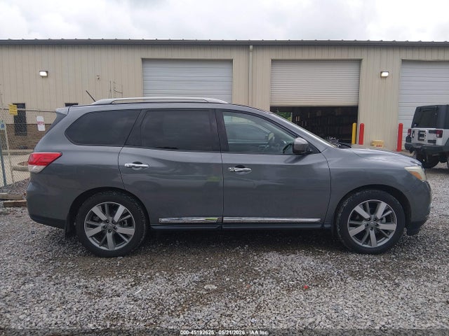 Nissan Pathfinder Platinum