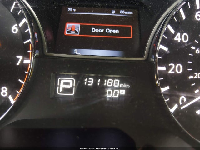 Nissan Pathfinder Platinum