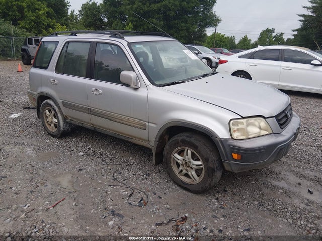 Salvage Honda CR-V Image