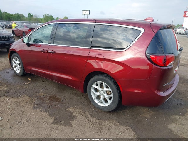 Chrysler Pacifica Touring Plus