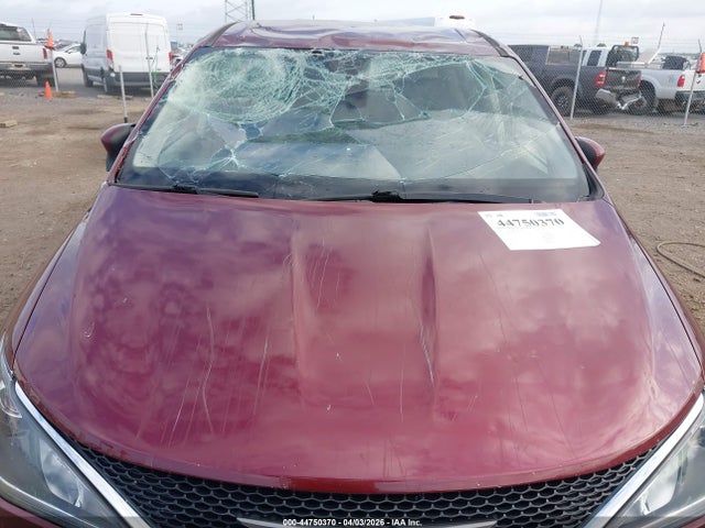 Chrysler Pacifica Touring Plus