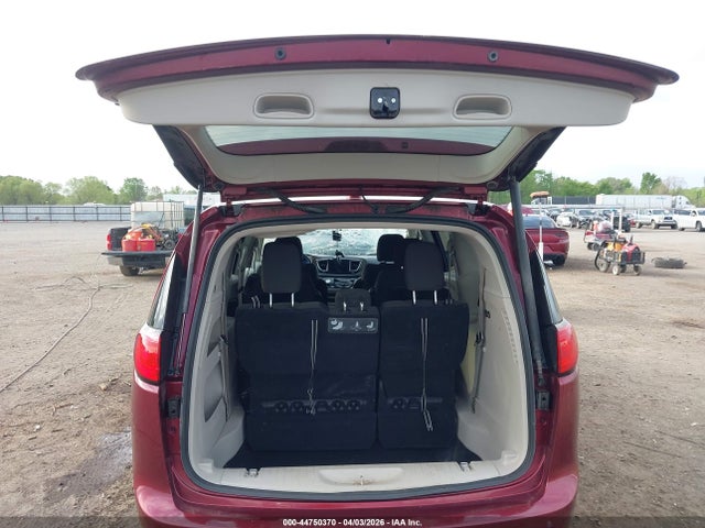 Chrysler Pacifica Touring Plus