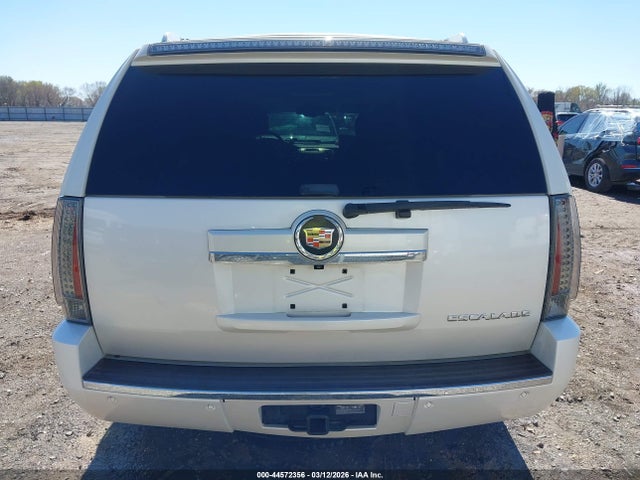Cadillac Escalade Premium