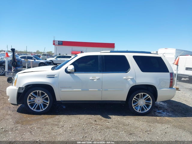 Cadillac Escalade Premium