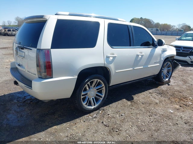 Cadillac Escalade Premium