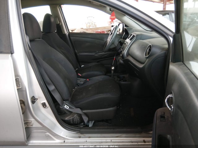 Nissan Versa 1.6 Sv