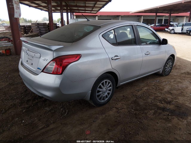Nissan Versa 1.6 Sv