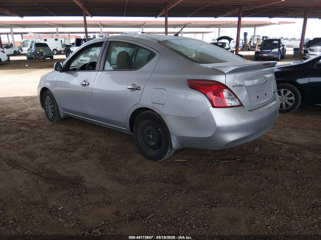 Nissan Versa 1.6 Sv