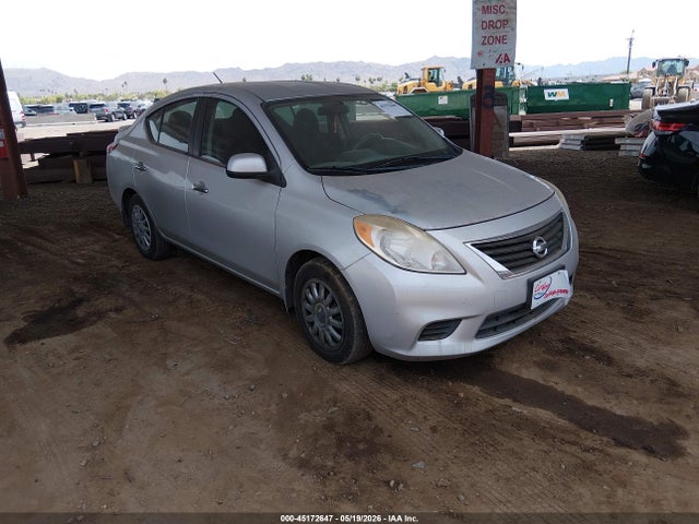 Salvage Nissan Versa Image
