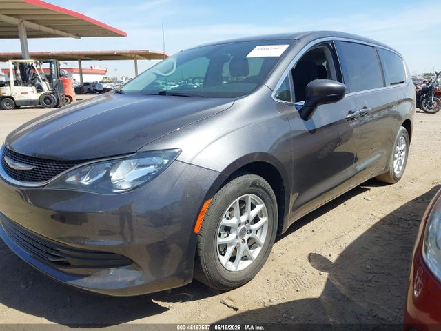 Chrysler Pacifica Touring