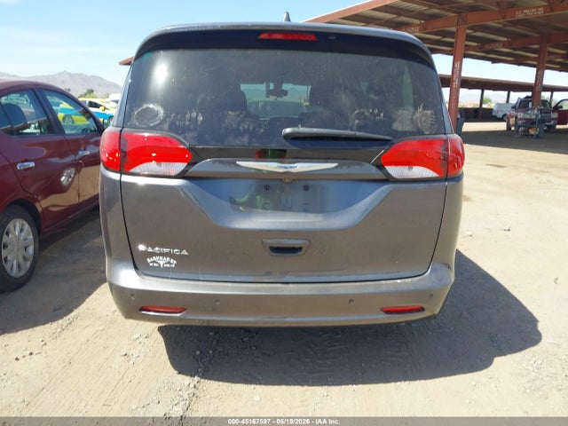 Chrysler Pacifica Touring