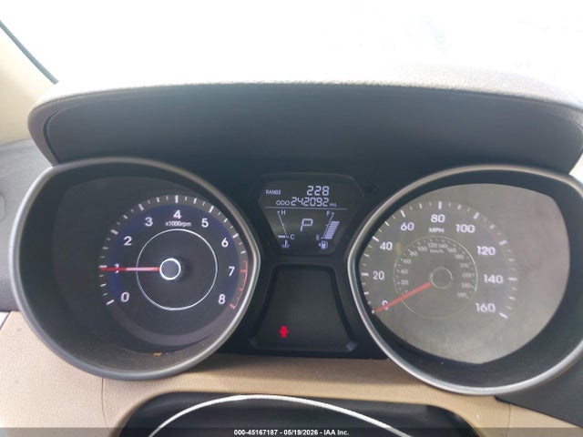 Hyundai ELANTRA Gls