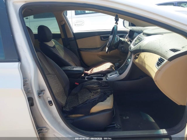 Hyundai ELANTRA Gls