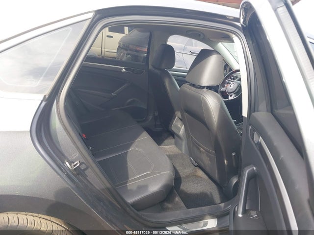 Volkswagen Passat 1.8t R-line