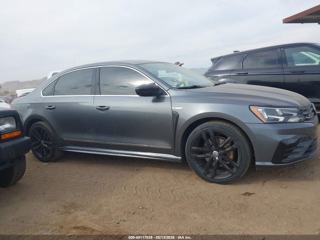 Volkswagen Passat 1.8t R-line