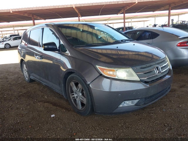 Salvage Honda Odyssey Image