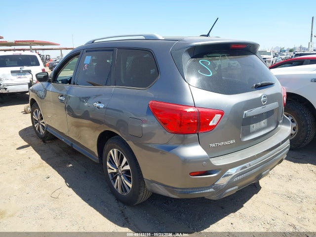 Nissan Pathfinder Sv