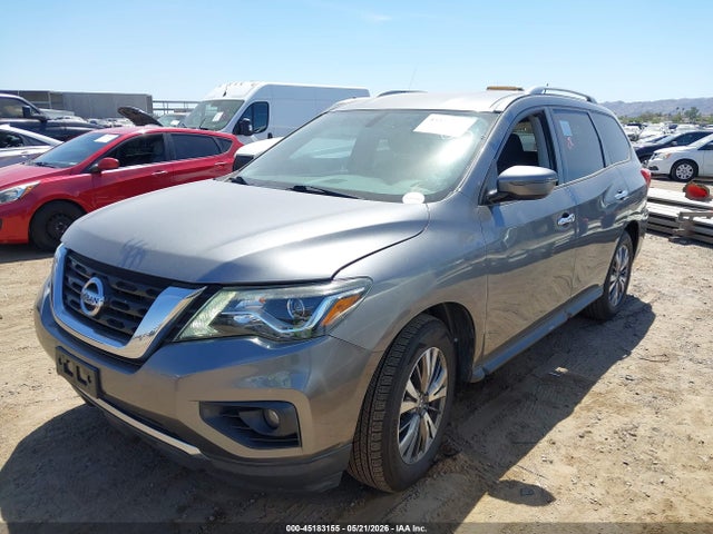 Nissan Pathfinder Sv