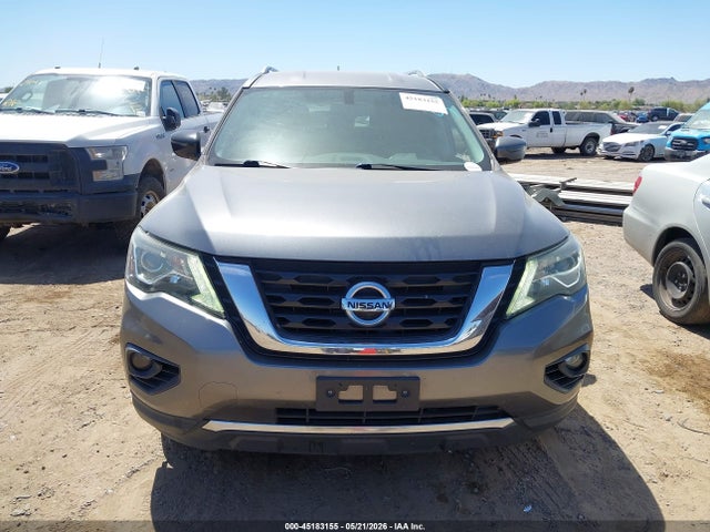 Nissan Pathfinder Sv