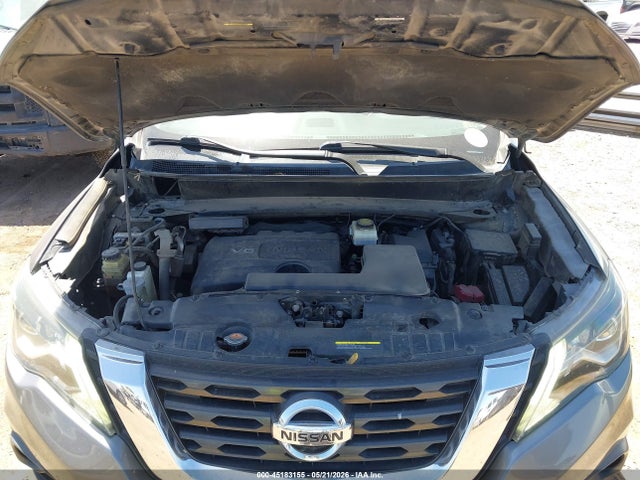 Nissan Pathfinder Sv