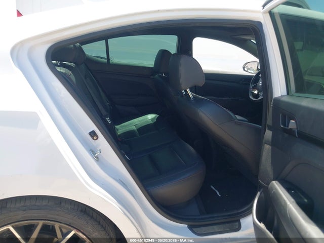 Hyundai ELANTRA Sport